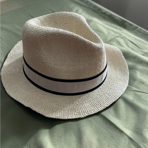 J. Crew Accessories - J. Crew Cream Straw Beach Fedora with Black Trim Womens Size L/XL